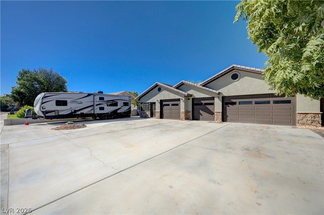 3746 Mahalo Circle