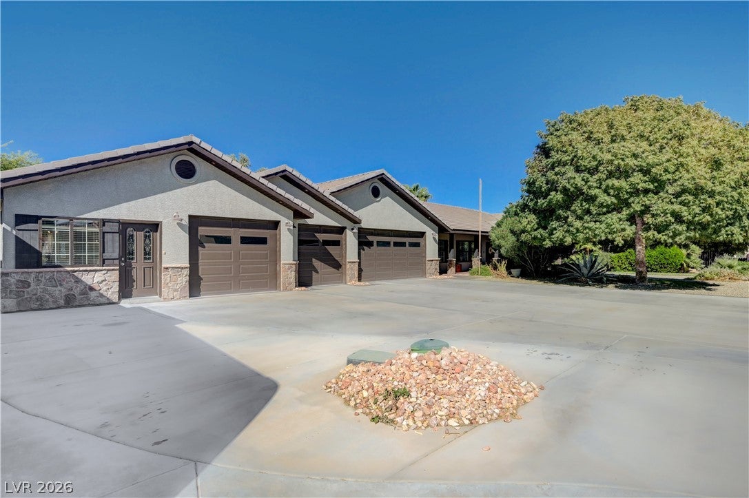3746 Mahalo Circle