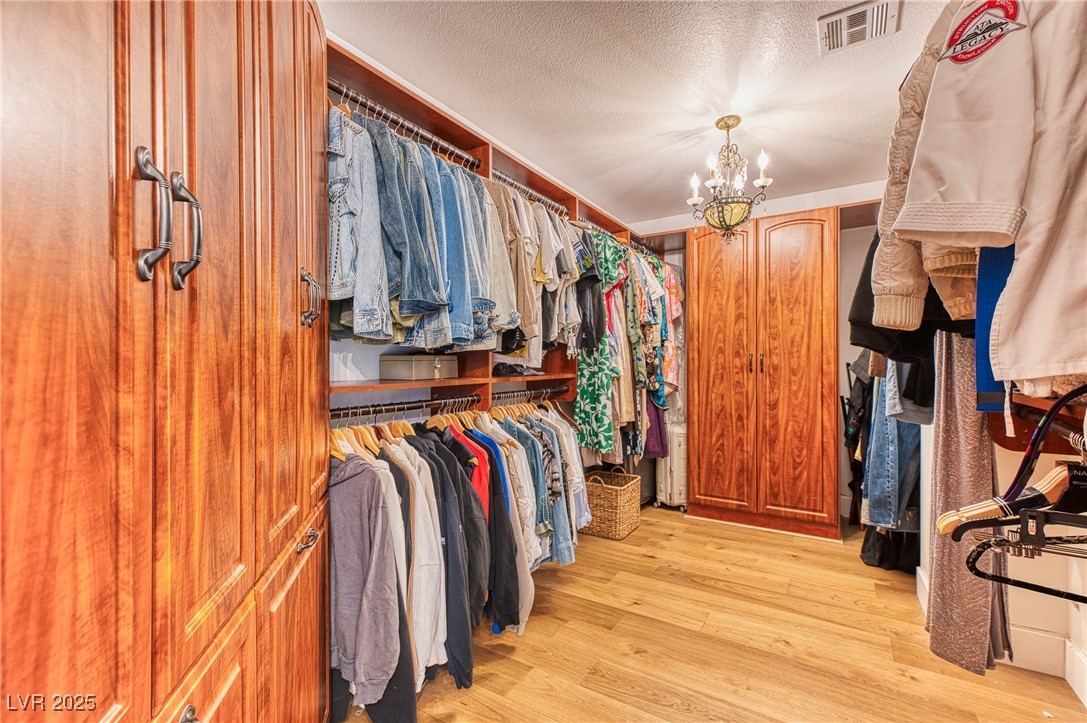 Henderson, Nevada 89052, United States, 5 Bedrooms Bedrooms, ,5 BathroomsBathrooms,Residential,Active,153093