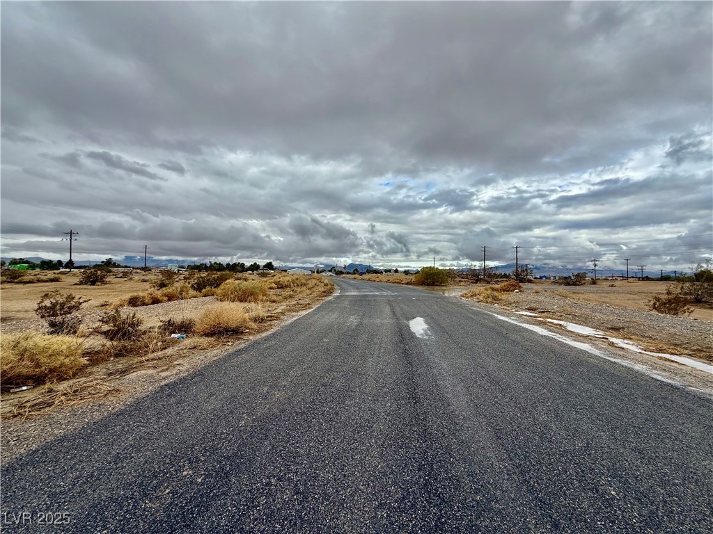 590 S Raindance Drive