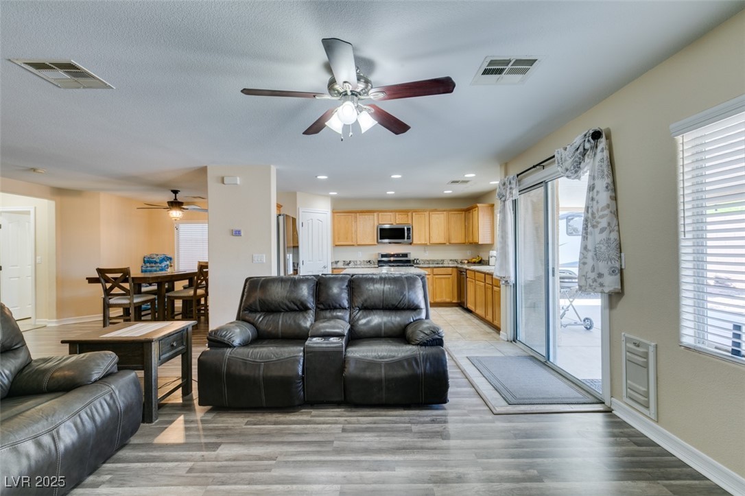 1061 Adams Run Court, Henderson, Nevada image 7