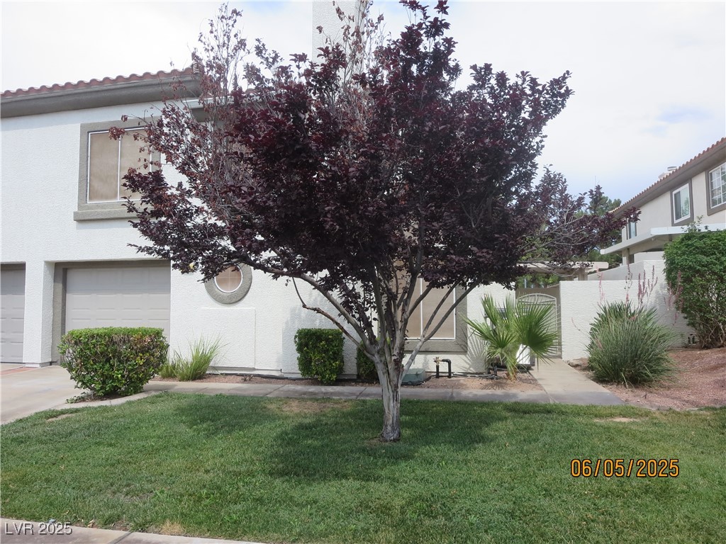 208 Genesee Point Street, Henderson, Nevada image 2