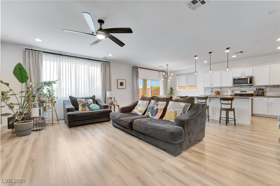 Properties 4 1000 Cetona Court