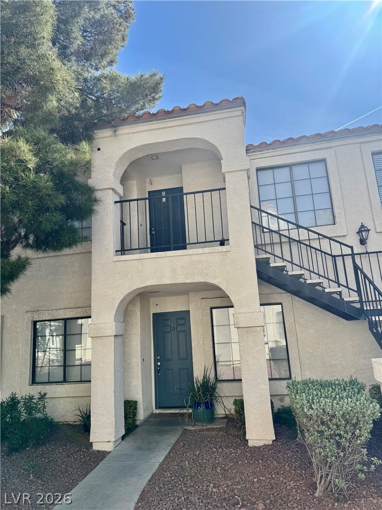 4878 Nara Vista Way 201