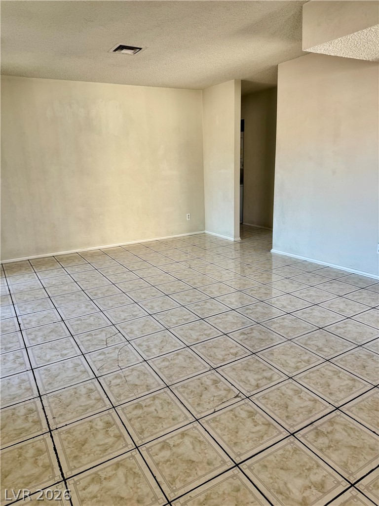 4878 Nara Vista Way 201