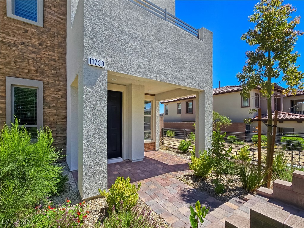 Properties 4 11739 Emerald Lake Avenue