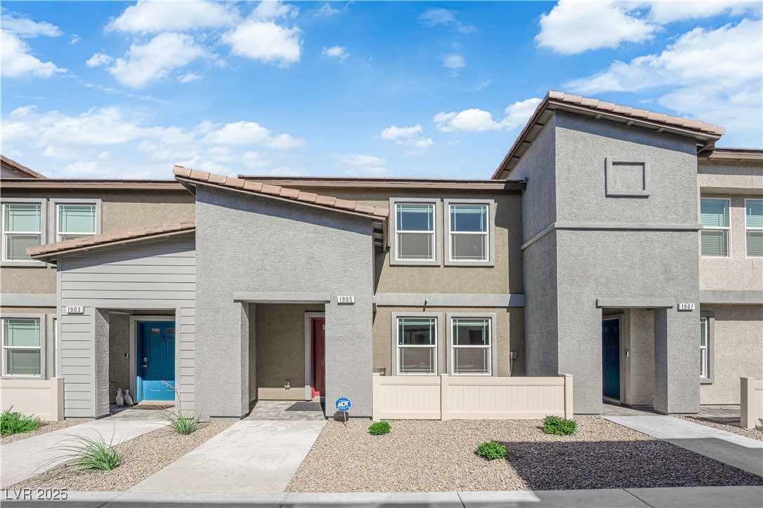 1905 Nydia Vista Street