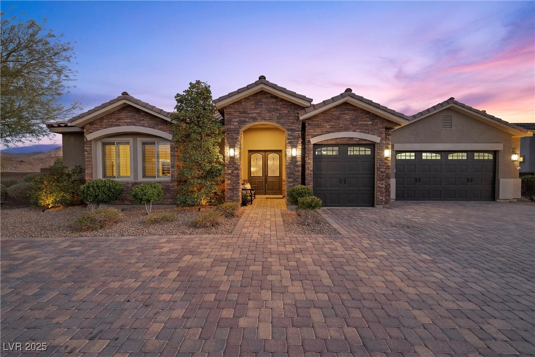Properties 1 421 Foxhall Road