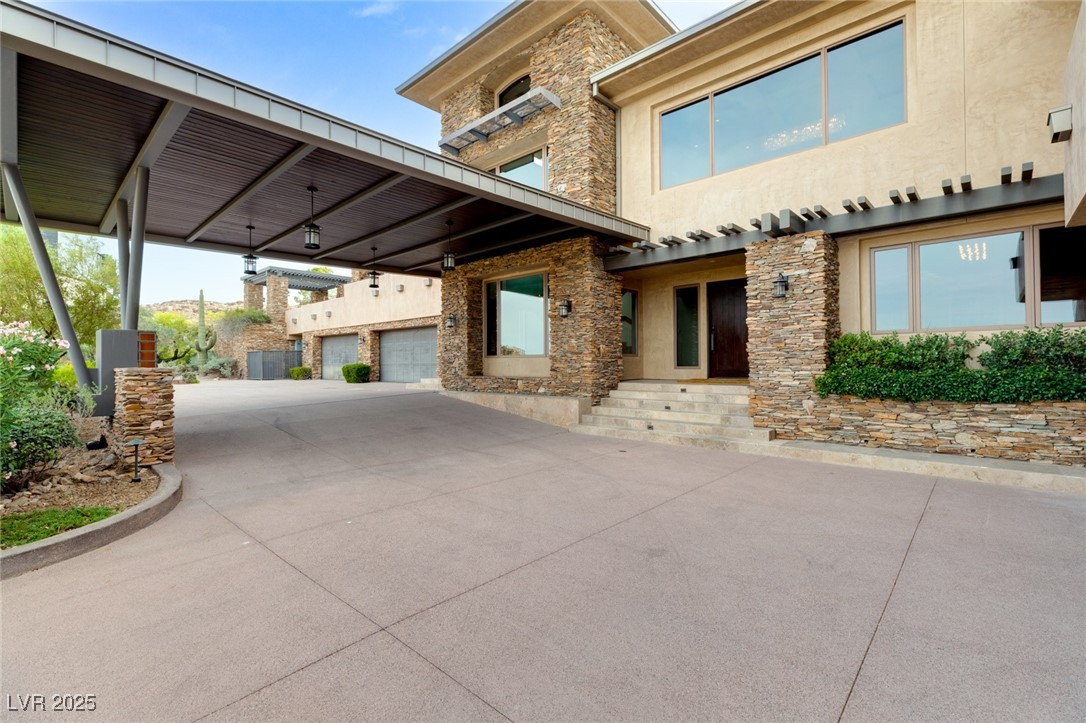 5 Promontory Pointe Lane