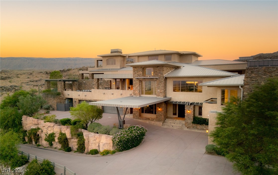 5 Promontory Pointe Lane