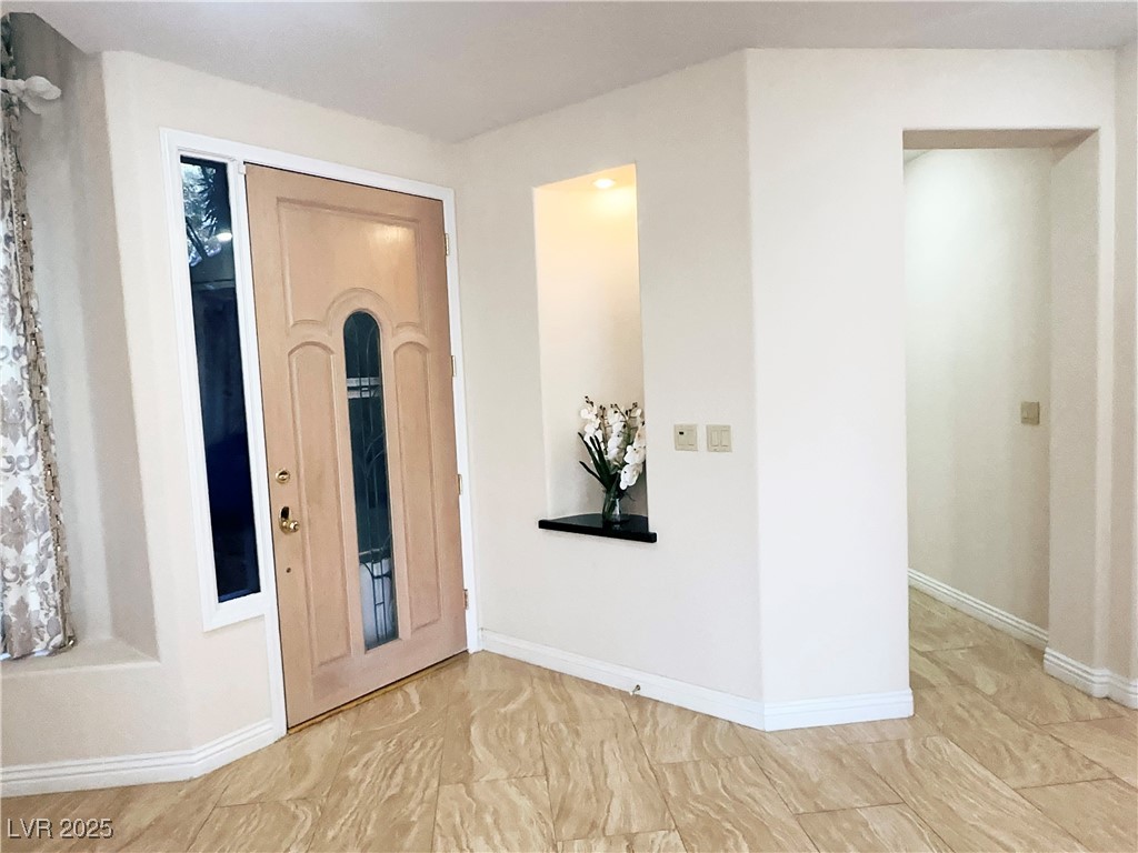 7829 Bermuda Dunes Avenue