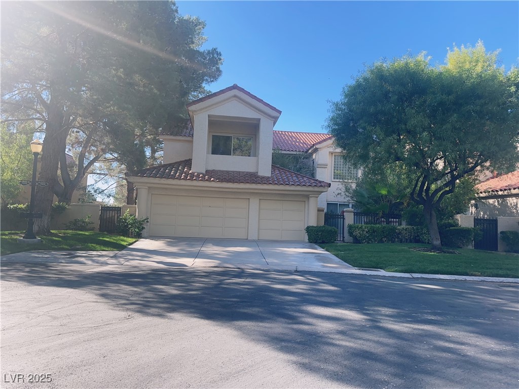 Properties 1 7829 Bermuda Dunes Avenue
