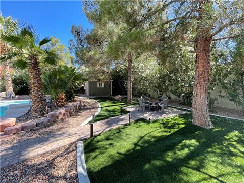 Tiny photo for 2975 Montessouri Street, Las Vegas, NV 89117 (MLS # 2789959)