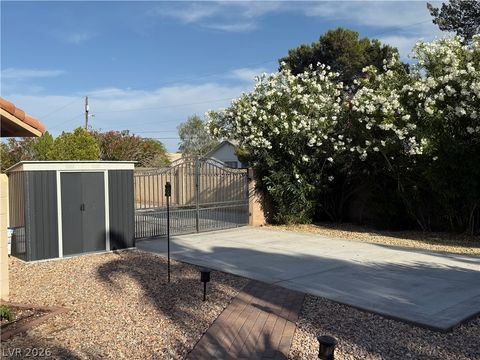 Tiny photo for 2975 Montessouri Street, Las Vegas, NV 89117 (MLS # 2789959)