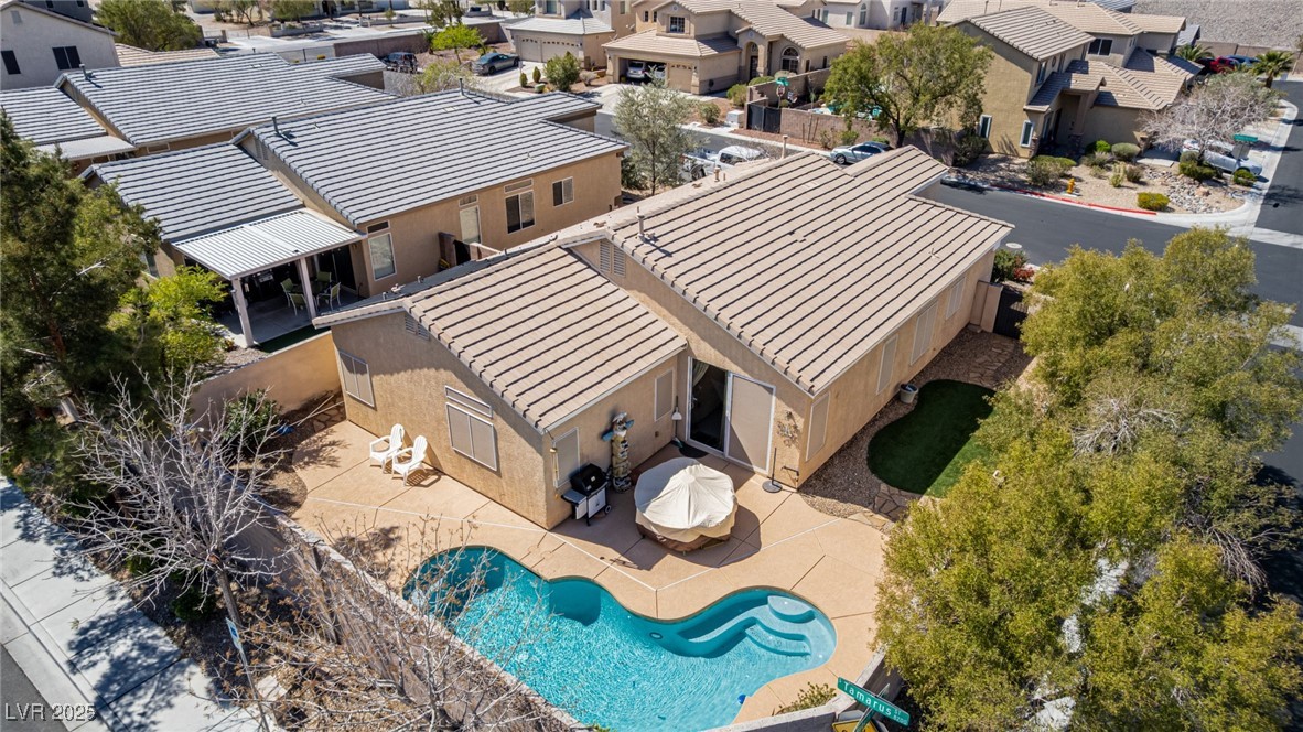 8266 Lincoln Valley Street