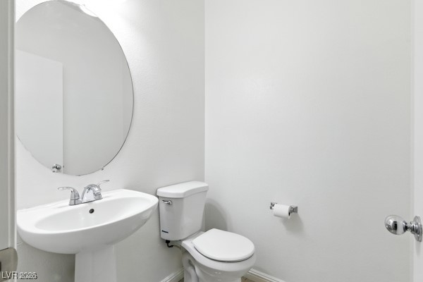 7369 Chrome Hill Street