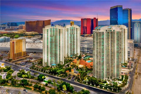 Photo of 2857 Paradise Road #905, Las Vegas, NV 89109 (MLS # 2601736)