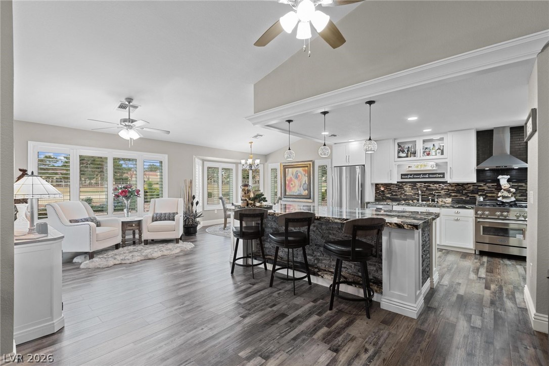 9009 Starmount Drive