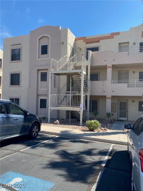 Photo of 2004 Mesquite Lane #201, Laughlin, NV 89029 (MLS # 2742352)