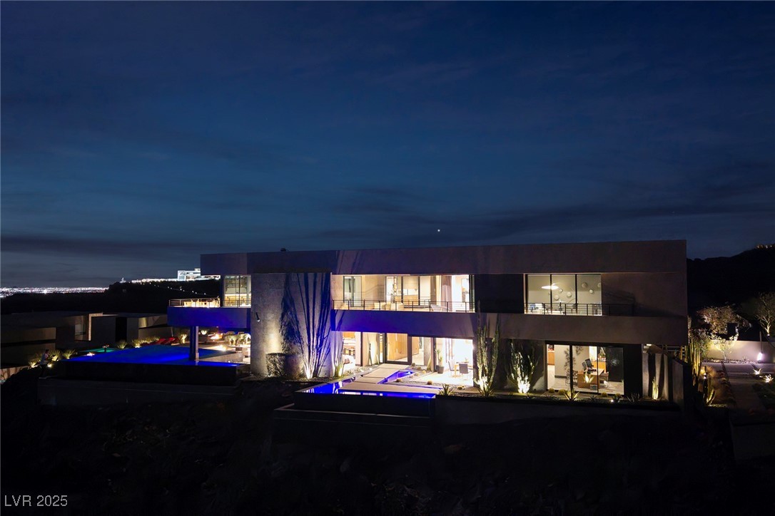 811 Magnum Cliff Court