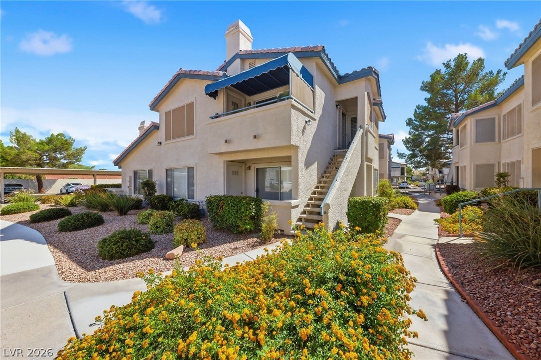 3425 E Russell Road 243