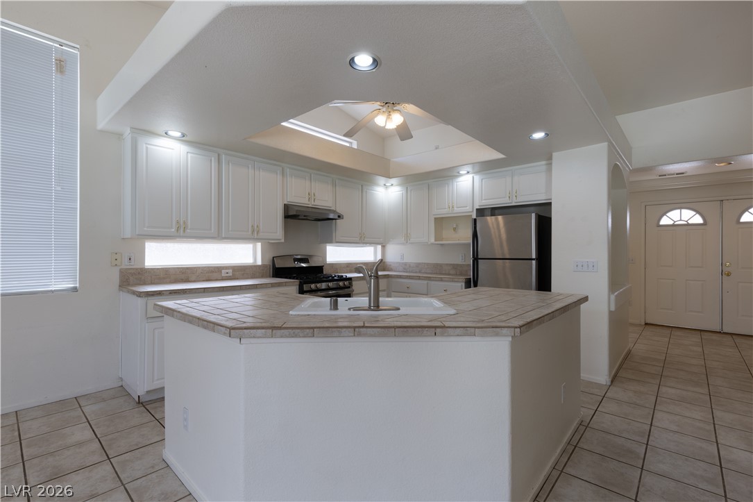 9882 Silver Chimes Court