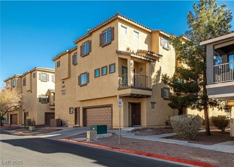 Townhouse For Sale - 5940 Palmilla Street #9<br/> Clark County, North Las Vegas, NV 89031
