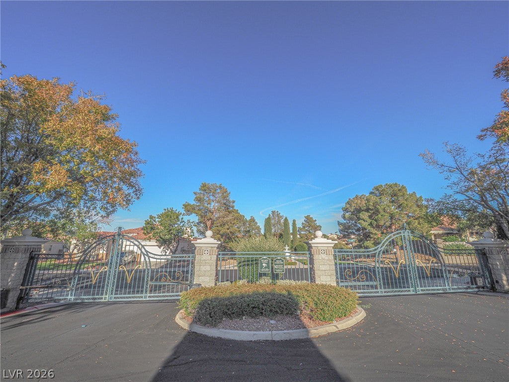 1465 Via Savona Drive