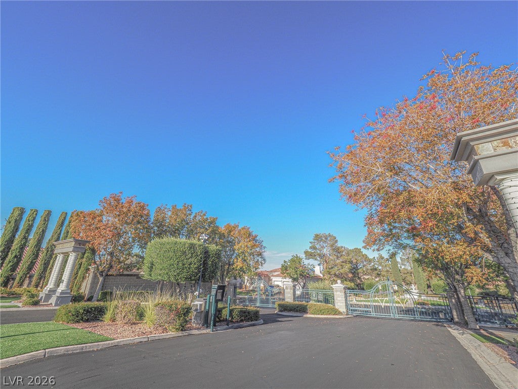 1465 Via Savona Drive