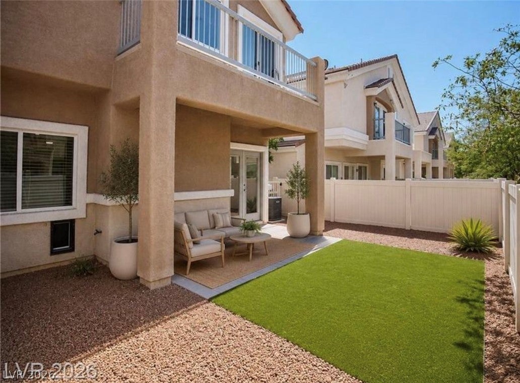 1160 Volcanic Garden Court 103