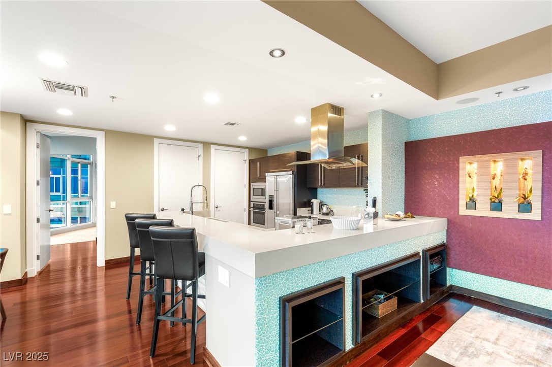 4525 Dean Martin Drive 2604