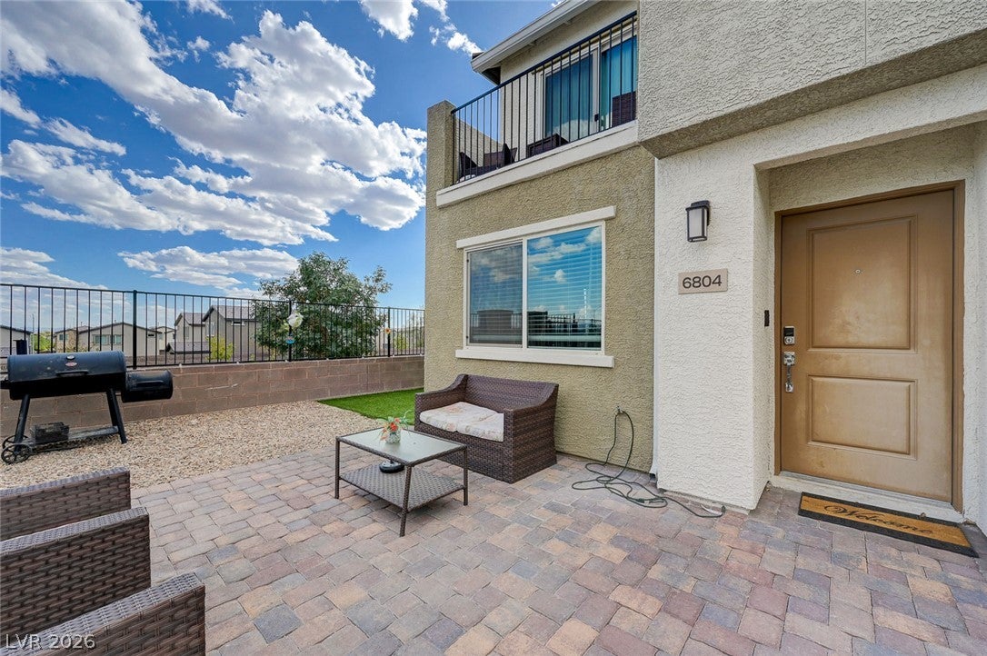6804 Satin Silver Court