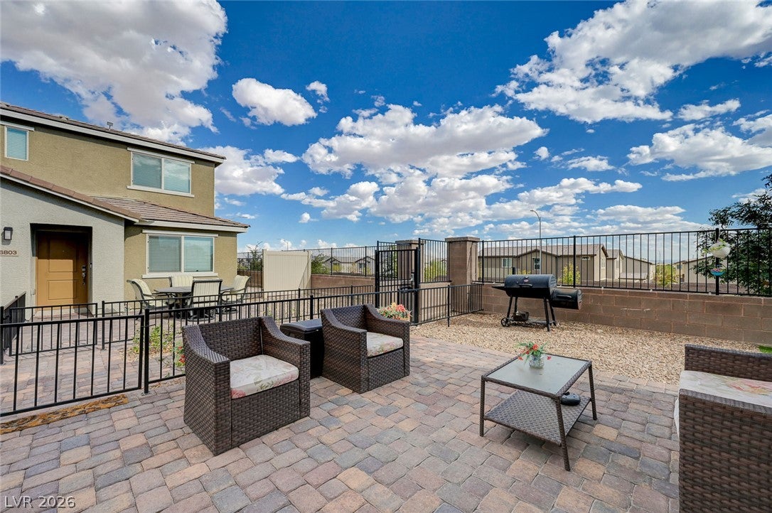 6804 Satin Silver Court