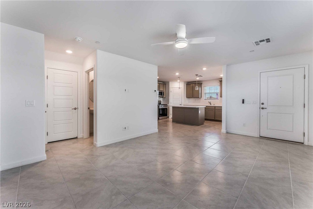 871 Watford Place
