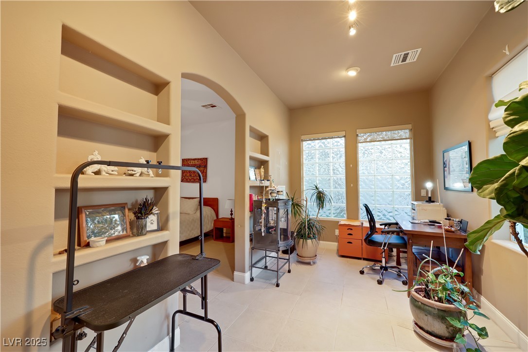 Las Vegas, Nevada 89135, United States, 3 Bedrooms Bedrooms, ,3 BathroomsBathrooms,Residential,Pending,2610