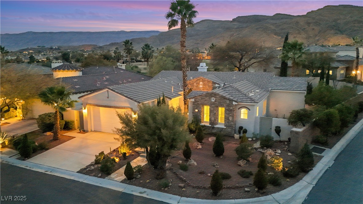 Las Vegas, Nevada 89135, United States, 3 Bedrooms Bedrooms, ,3 BathroomsBathrooms,Residential,Pending,2610