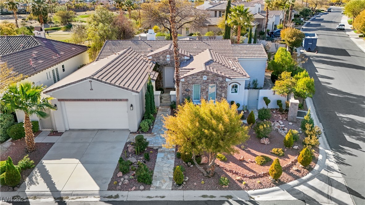 Las Vegas, Nevada 89135, United States, 3 Bedrooms Bedrooms, ,3 BathroomsBathrooms,Residential,Pending,2610