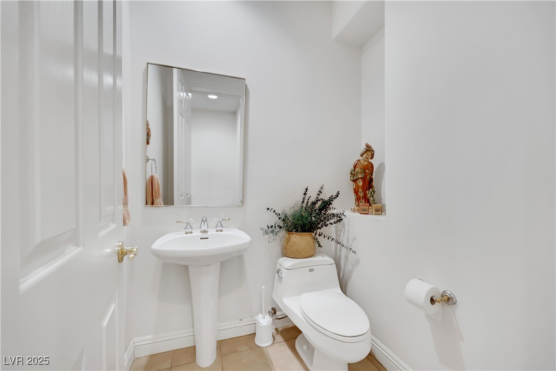 Las Vegas, Nevada 89135, United States, 3 Bedrooms Bedrooms, ,3 BathroomsBathrooms,Residential,Pending,2610