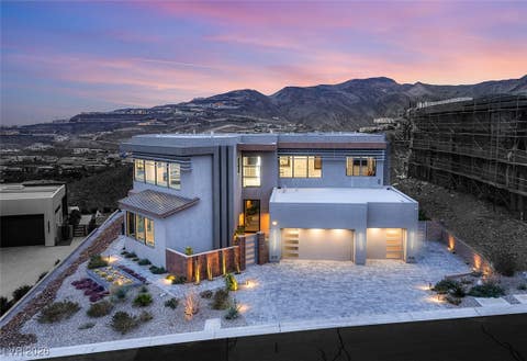 Homes For Sale - 668 Dragon Peak Drive<br/> Clark County, Henderson, NV 89012