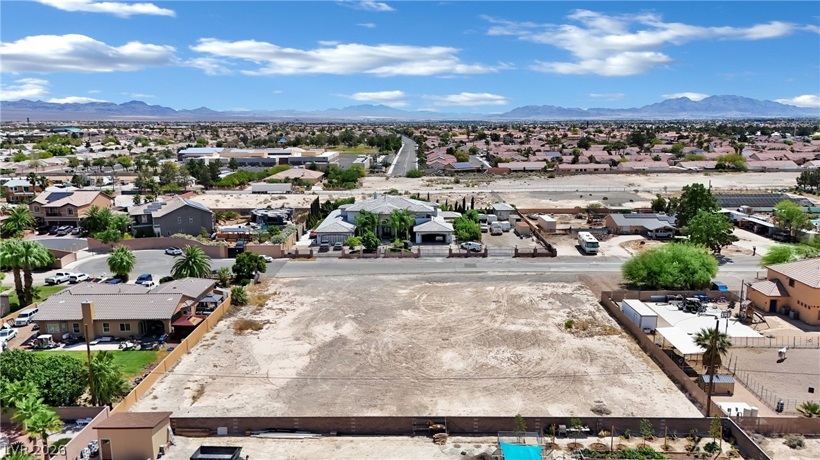 5803 Rowland Avenue