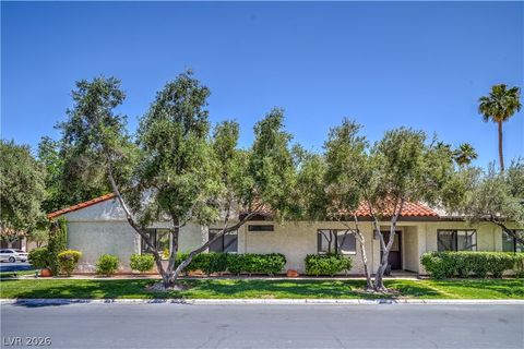 Photo of 2531 La Cara Avenue, Las Vegas, NV 89121 (MLS # 2785318)