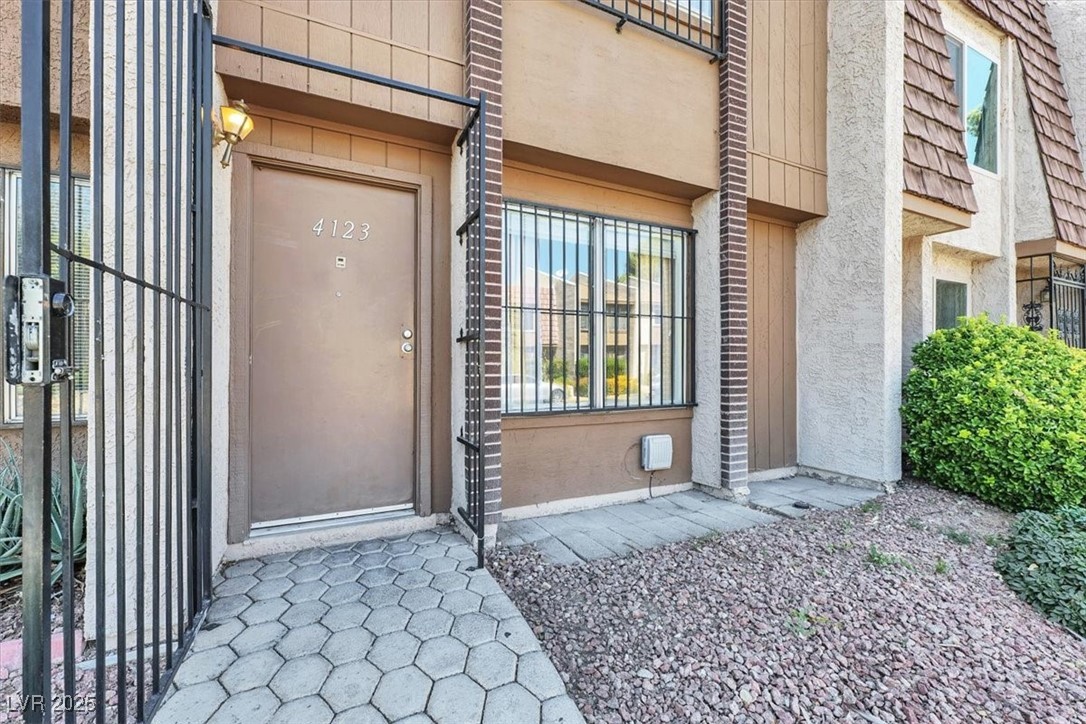 4123 Mississippi Avenue