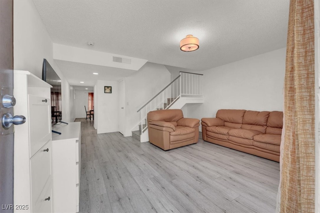 4123 Mississippi Avenue