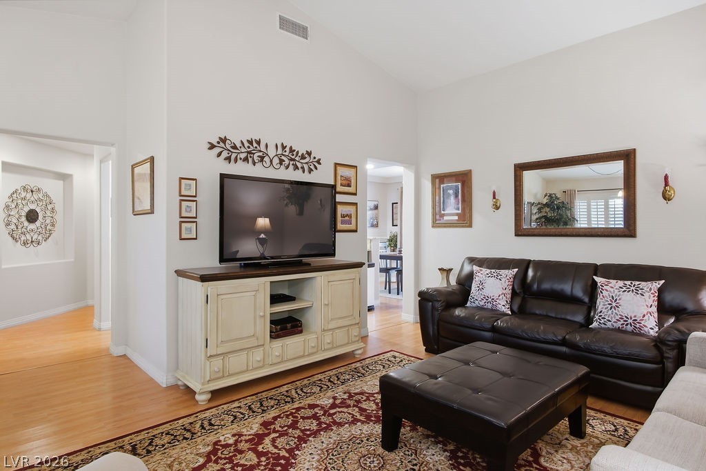 10332 Linfield Place
