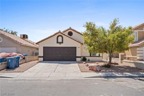 Homes For Sale - 1925 Falcon Ridge Street<br/> Las Vegas, NV 89142
