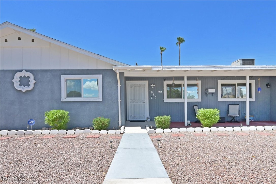1885 Valley Drive