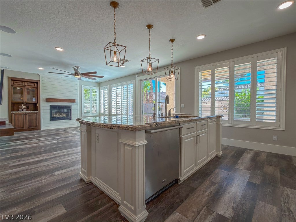 3025 Scenic Valley Way