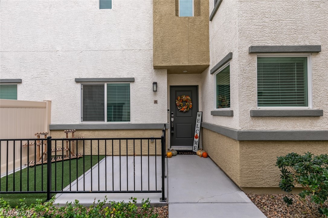 12349 Golden Wreath Road 4