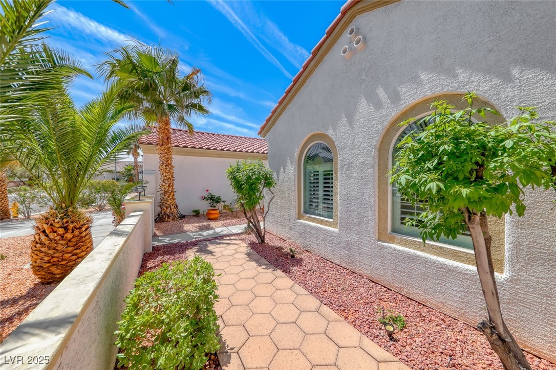 2377 Baldwinville Court