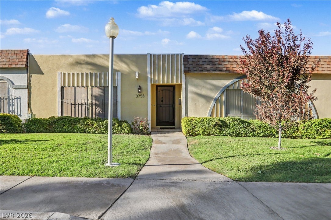 3753 Fairlawn Avenue